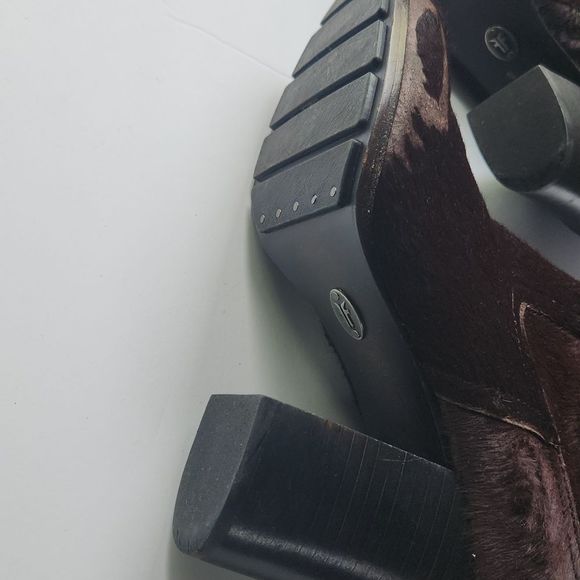 Frye Parker cow fur heels boots - Picture 5 of 12